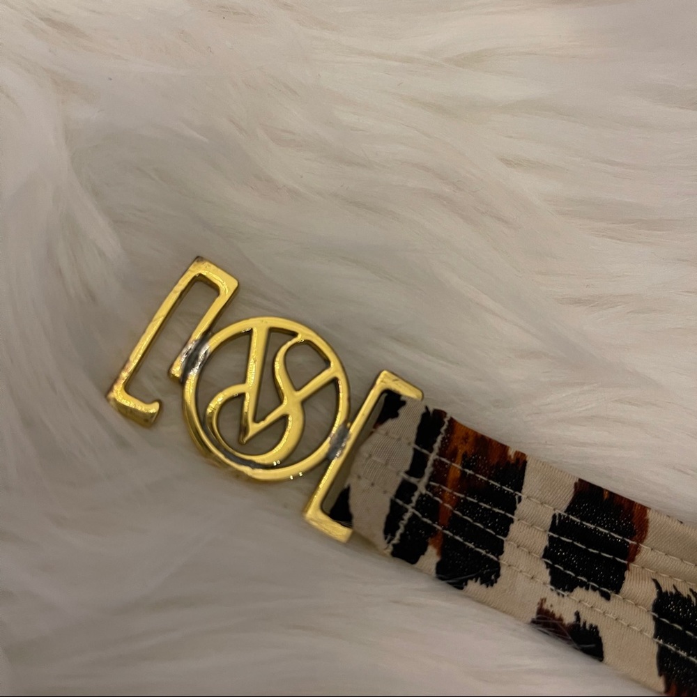 36D Vs Victoria’s Secret Miraculous Bombshell Adds-2cups T back Bikini/Swim - Picture 11 of 15